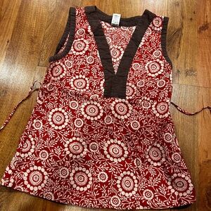 Patagonia Floral Red and Brown Sleeveless Top